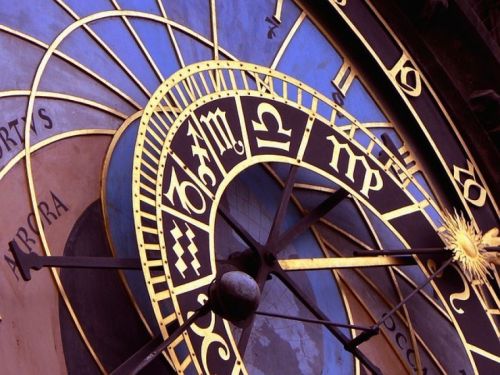 Гороскоп на 2 февраля 2023 года: что обещают астрологи