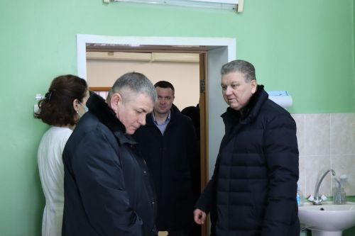 Алмаз Ахметшин посетил врачебную амбулаторию в микрорайоне сахароваров в Нурлате