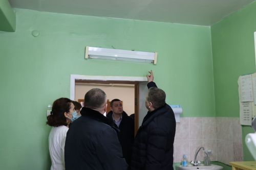 Алмаз Ахметшин посетил врачебную амбулаторию в микрорайоне сахароваров в Нурлате