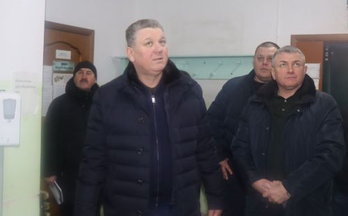 Алмаз Ахметшин посетил врачебную амбулаторию в микрорайоне сахароваров в Нурлате
