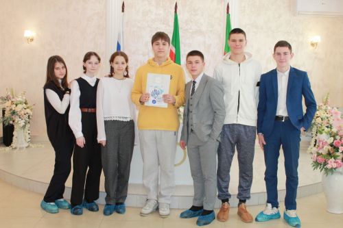 Нурлатские школьники посетили городской ЗАГС