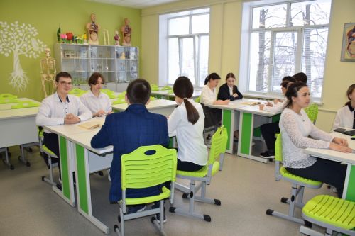 Фарид Мухаметшин посетил школу №1 города Нурлат