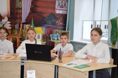 Фарид Мухаметшин посетил школу №1 города Нурлат