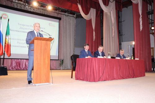 В Нурлате в работе сессии принял участие Фарид Мухаметшин