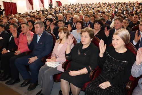 В Нурлате в работе сессии принял участие Фарид Мухаметшин