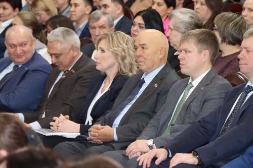 В Нурлате в работе сессии принял участие Фарид Мухаметшин