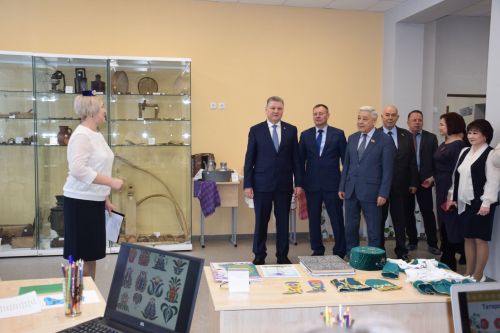 Фарид Мухаметшин посетил школу №1 города Нурлат