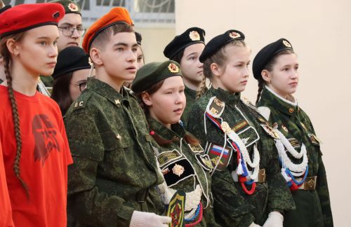 В Нурлате прошел смотр строя и песни среди учащихся
