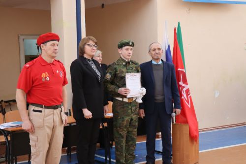 В Нурлате прошел смотр строя и песни среди учащихся