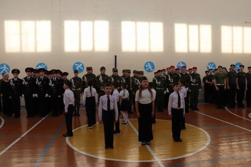 В Нурлате прошел смотр строя и песни среди учащихся