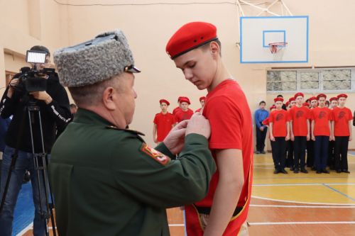 В Нурлате прошел смотр строя и песни среди учащихся