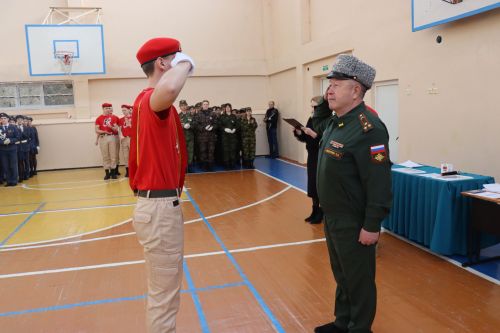 В Нурлате прошел смотр строя и песни среди учащихся