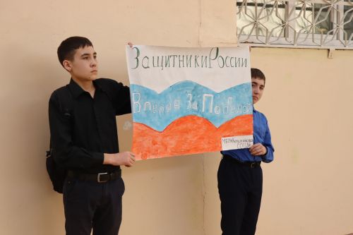 В Нурлате прошел смотр строя и песни среди учащихся