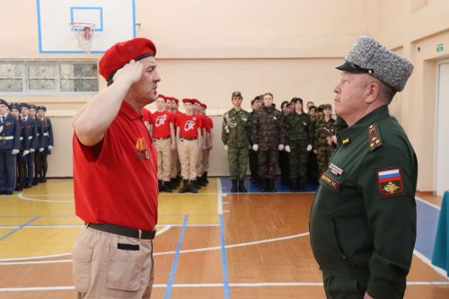 В Нурлате прошел смотр строя и песни среди учащихся
