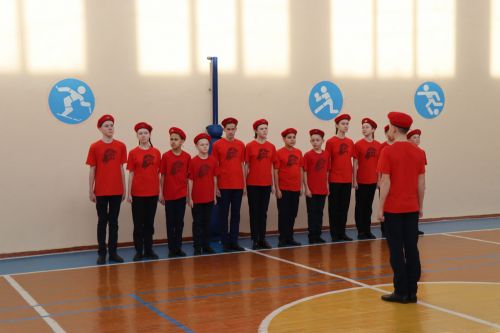 В Нурлате прошел смотр строя и песни среди учащихся