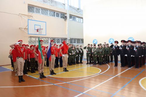 В Нурлате прошел смотр строя и песни среди учащихся