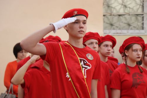 В Нурлате прошел смотр строя и песни среди учащихся