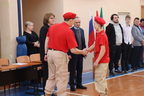 В Нурлате прошел смотр строя и песни среди учащихся