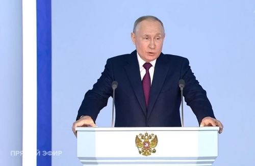 Путин предложил снизить арендную плату жилья для работников оборонно-промышленного комплекса