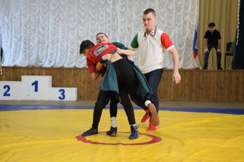 В Нижнем Нурлате проходит открытый турнир по корэш памяти Миншакира Бакирова