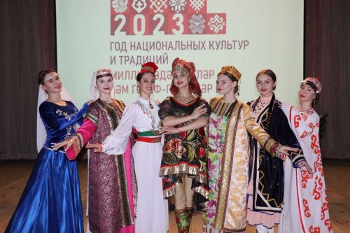 Нурлат ТВ покажет телевизионную версию концерта «Мы разные, но мы едины!»
