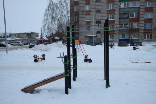 В Нурлате детские площадки доступны и зимой