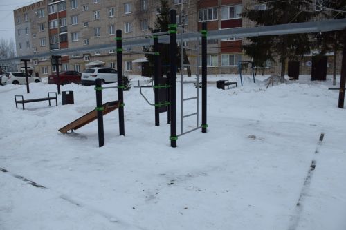 В Нурлате детские площадки доступны и зимой