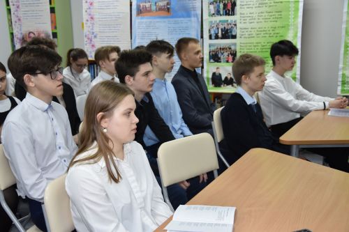 В Нурлате состоялась презентация сборника стихов Валентина Бурайкина