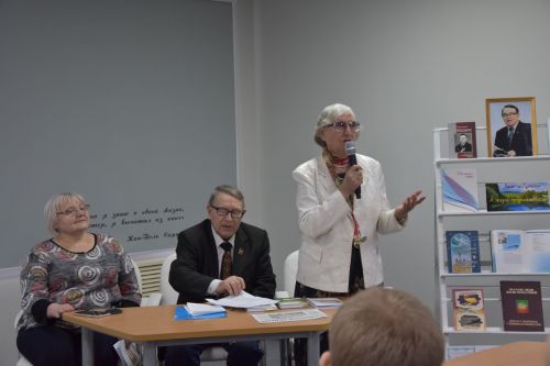 В Нурлате состоялась презентация сборника стихов Валентина Бурайкина
