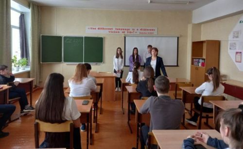 Для нурлатских выпускников проходят профориентационные встречи