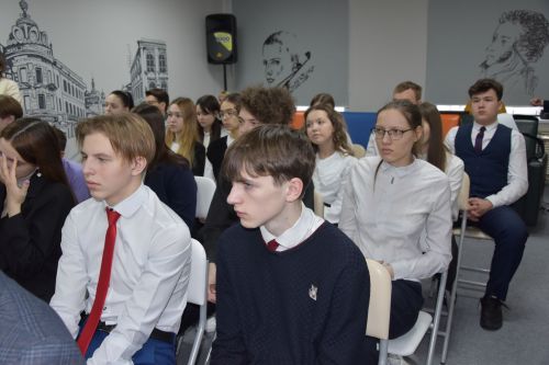 В Нурлате состоялась презентация сборника стихов Валентина Бурайкина