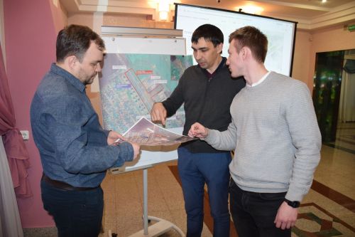Нурлатцы решали благоустройство улицы Кариева