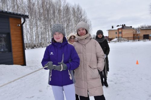 Коллектив «Нурлат-информа» провел спортивный праздник в центре «Ак барс»