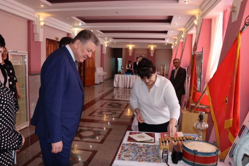 В Нурлате дали старт Году педагога и наставника