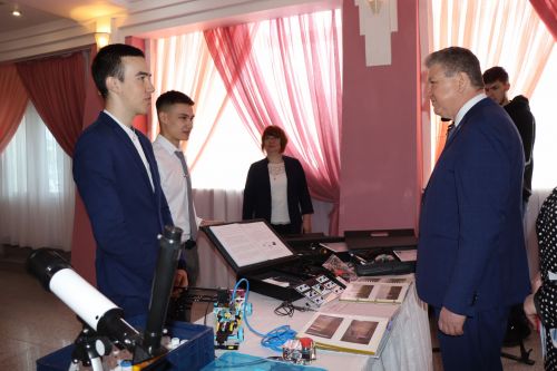 В Нурлате дали старт Году педагога и наставника
