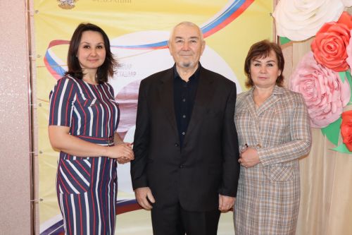 В Нурлате дали старт Году педагога и наставника