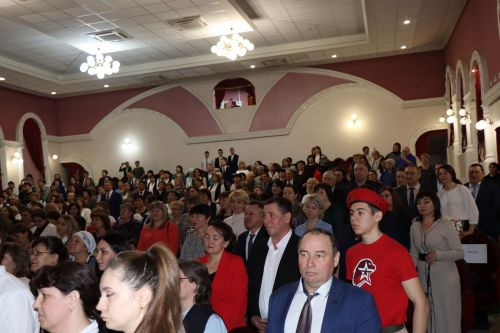 В Нурлате дали старт Году педагога и наставника