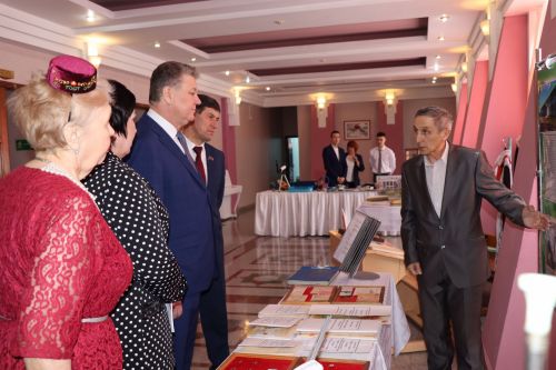 В Нурлате дали старт Году педагога и наставника