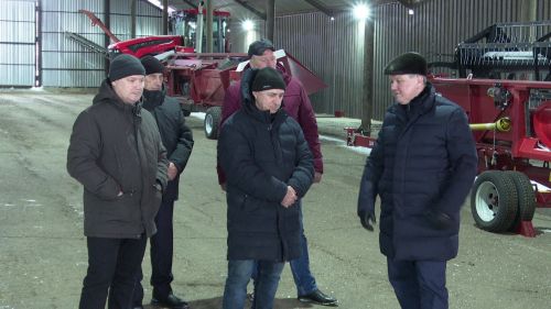 В КФК Али Алиева занимаются подготовкой техники к весенне-полевым  работам