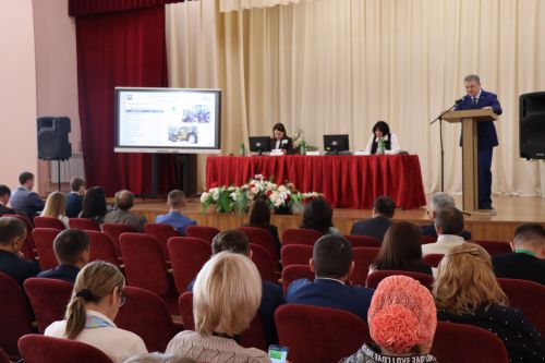 В Нурлате состоялся районный сельскохозяйственный семинар