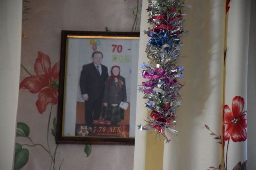 В день своего 95-летия Елизавета Павловна Сенькина из Абрыскина для своих гостей спела песни на чувашском языке