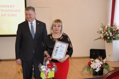 В Нурлате чествовали работников культуры