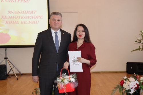 В Нурлате чествовали работников культуры