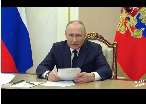 Президент РФ Владимир Путин дал старт Году педагога и наставника в России