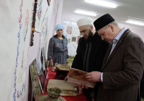 Глава района Алмаз Ахметшин провел ифтар для нурлатцев