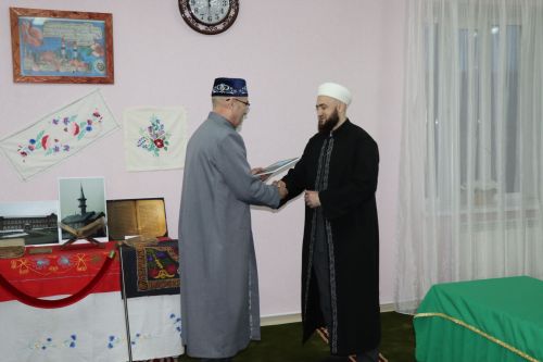 Глава района Алмаз Ахметшин провел ифтар для нурлатцев