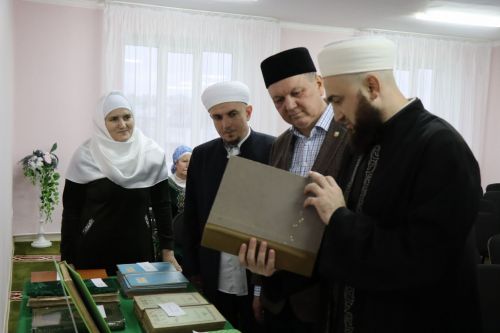 Глава района Алмаз Ахметшин провел ифтар для нурлатцев