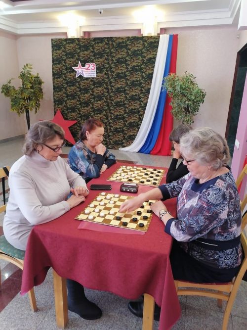 В Нурлате состоялись соревнования по шахматам и шашкам