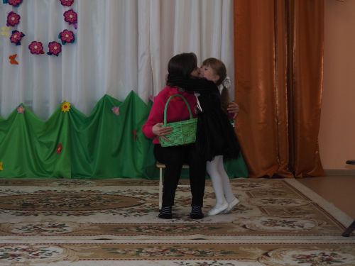 В дошкольных образовательных учреждениях продолжаются утренники, посвященные 8 Марта