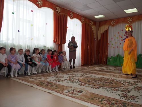 В дошкольных образовательных учреждениях продолжаются утренники, посвященные 8 Марта